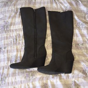 Women's grey faux soft leather wedge boots